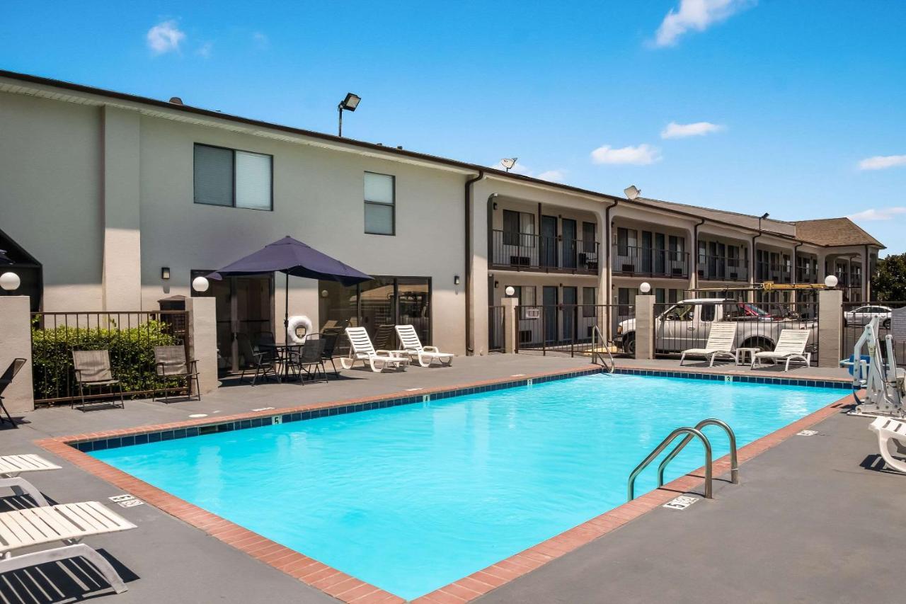 Quality Inn Southaven - Memphis South Eksteriør billede
